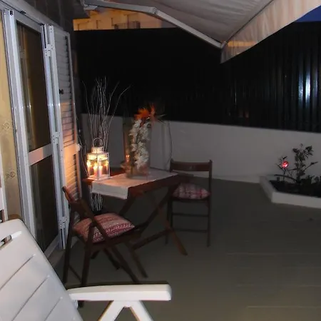 View Camelias House By Sixtyfive Boutique * Ericeira