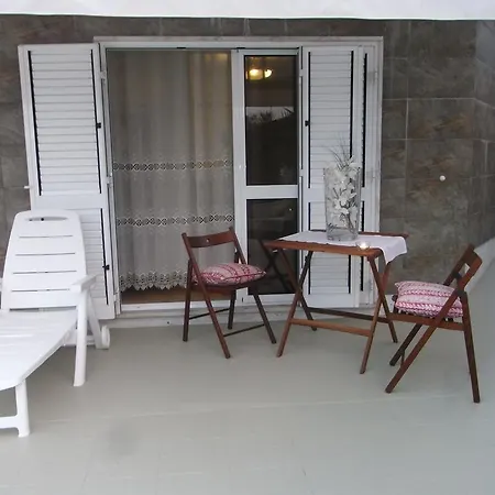 Semesterbostad View Camelias House By Sixtyfive Boutique *